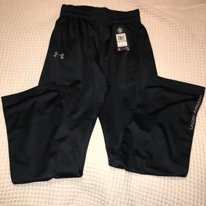 Men’s Under Armour sweatpants